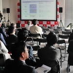 空飛ぶクルマとまちづくりについて意見交換したシンポジウム＝神戸市中央区新港町、ジーライオンアワーズビル