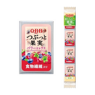 食物繊維が入った「おいしく健康ベビー　つぶっと果実　ベリーミックス」＝六甲バター提供