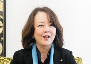 大丸神戸店の取り組みについて話す松原亜希子店長＝神戸市中央区西町
