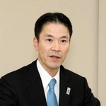 決算を発表するみなと銀行の持丸秀樹社長＝神戸市中央区三宮町２