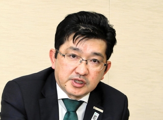 インタビューに応じる関西みらい銀行の原藤省吾社長＝大阪市中央区備後町２