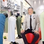 ビースリー神戸元町本店で商品への思いを語る井元憲生社長＝神戸市中央区三宮町３（撮影・大田将之）
