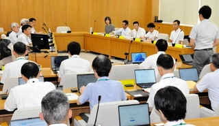 農業・農村振興の方策を検討するため初開催された会議＝兵庫県庁