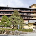 ２０２５年に営業を終えた旅館「古泉閣」＝同年３月、神戸市北区有馬町