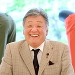 会社の成長について語るバリュープランニングの井元憲生社長＝神戸市中央区三宮町３（撮影・大田将之）