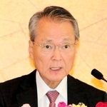 会見する経団連の筒井義信会長＝大阪市北区中之島５