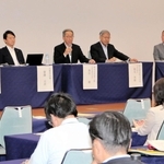 産官学のリーダーが議論したシンポジウム＝三木市細川町垂穂、ネスタリゾート神戸