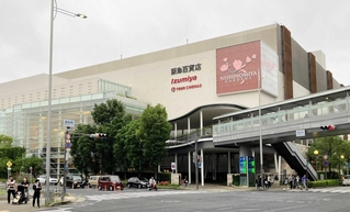 過去最高の売上高を３年連続で更新した阪急西宮ガーデンズ＝西宮市高松町