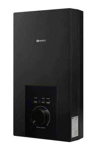 シンガポールで販売する電気温水器（ノーリツ提供）