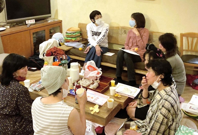 昨年１０月に開催されたイベント「乙女温泉」の様子＝尼崎市道意町２、「天然温泉　蓬莱湯」（リボンアール提供）