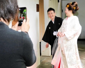 神戸新聞next 阪神 和装結婚式 宅配 します 前撮りやアットホームな人前式 着付師ら企画