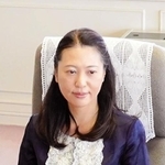 「新しい宝塚をつくる」と表情を引き締める山崎市長＝１９日午前、宝塚市役所（撮影・大田将之）