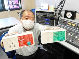 緊急告知ラジオの売れ行きも好調で、最大で８９００万円を超えた累積赤字を初めて解消した「さくらＦＭ」の北村英夫社長＝西宮市池田町