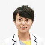 安田真理氏