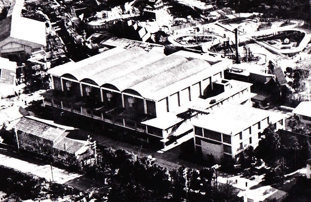 １９５６年、新たに完成した宝塚映画製作所（宝塚市提供）