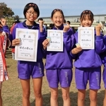 ２４年ぶり優勝を飾った園田東のメンバー