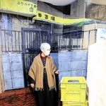 トイレに行くには、作品の一部を開いて向かうしかない＝スペース○○