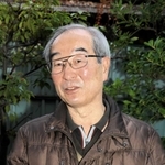 弟の遺体に気付けなかったことが心残りという内藤政良さん＝西宮市内