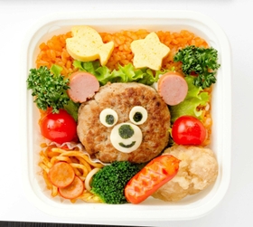 くまさんバーグランチ（武庫川女子大学提供）