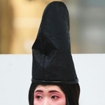 えぼしをかぶった静御前役の福場莉帆さん＝川西市栄町