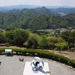 絶景が広がり、恋人たちの大切な時間を演出する＝猪名川町柏原