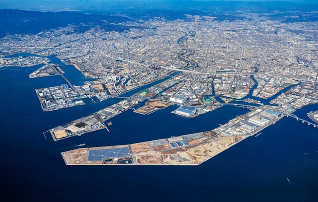 フェニックス事業用地の航空写真＝２０２０年１２月１０日（大阪湾広域臨海環境整備センター提供）