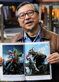怪獣絵師と呼ばれるイラストレーターの開田裕治さん＝東京都杉並区