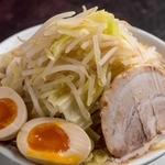 何とかやり繰り。でも「麺と野菜は大盛無料」は譲れない。