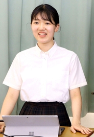 起業家教育について開設する石井夏生さん＝県立国際高校