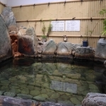 天然温泉「宮泉の湯」が自慢の露天風呂＝西宮市津門大箇町、大箇温泉