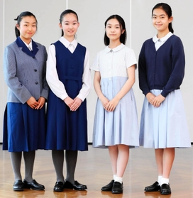 現在の制服（同学院提供）