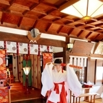 神社に伝わる浪速神楽（貸川雅隆さん撮影）