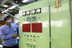 尼崎市の「布谷計器製作所」とマッチングが成功して取引を始めた陽光電機＝伊丹市森本８