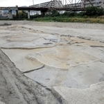 アサヒビール西宮工場跡地から見つかった方墳＝西宮市津門大塚町