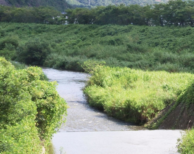 武庫川と山田川の合流点。１９３０年代に雨乞いの祈とうが執り行われた＝三田市下田中
