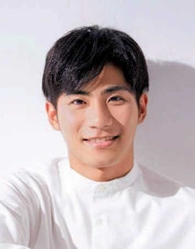 主人公の駿一を演じる真丸さん（提供）