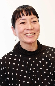 「歌は身体全体で表現する芸術。その力で融和の願いを届けたい」と話すＹａｅさん＝大阪市北区