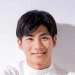 主人公の駿一を演じる真丸さん（提供）