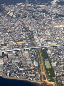 街の規模は大きくないものの高いブランド力を誇る芦屋市＝２０２２年１１月９日