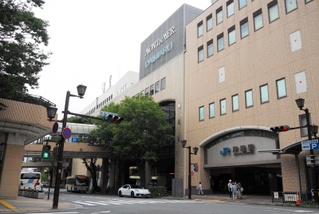 路線価の伸び率が県内１位だったＪＲ芦屋駅北側。専門家によると「今後も上昇の余地がある」という＝芦屋市船戸町