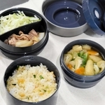 夏休み中に児童へ提供される昼食のサンプル（川西市提供）
