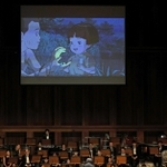 朗読とオーケストラ演奏、映像で初演された音楽詩「火垂るの墓」＝西宮市高松町