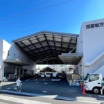 完成した西宮地方卸売市場の新施設＝西宮市池田町