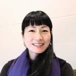 父の生まれ故郷で開くコンサートで「平和への願いを歌いたい」と話すＹａｅさん＝大阪市内