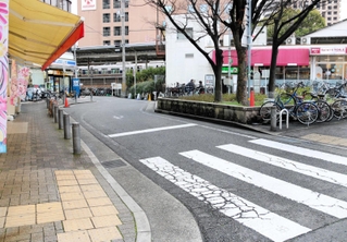 放置自転車がほとんどなくなったＪＲ立花駅北側＝２５日、尼崎市立花町１