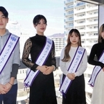 清和源氏まつりの懐古行列に出演する（左から）岸本和之さん、郷朱里さん、宮路琴羽さん、石本結愛さん（川西市提供）