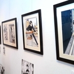 「坂本ですが？」の原画などが並ぶ会場＝西宮市立市民ギャラリー（撮影・吉田敦史）