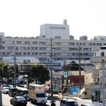 閉院後の跡地利用について見直しが進む西宮市立中央病院＝西宮市林田町（撮影・吉田敦史）