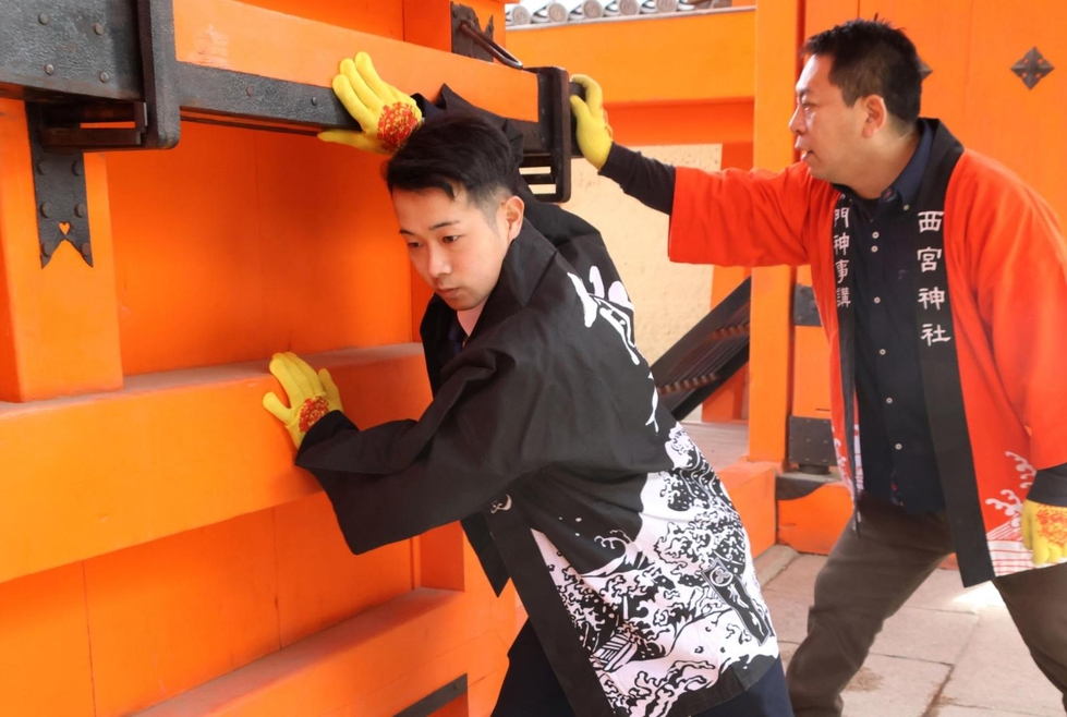 福男選び」裏方に能登の被災男性 震災復興した西宮神社「パワーを故郷