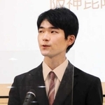 最優秀賞を受賞した阪神昆陽高校の天野竜也さん（兵庫県高等学校定時制通信制教育振興会提供）